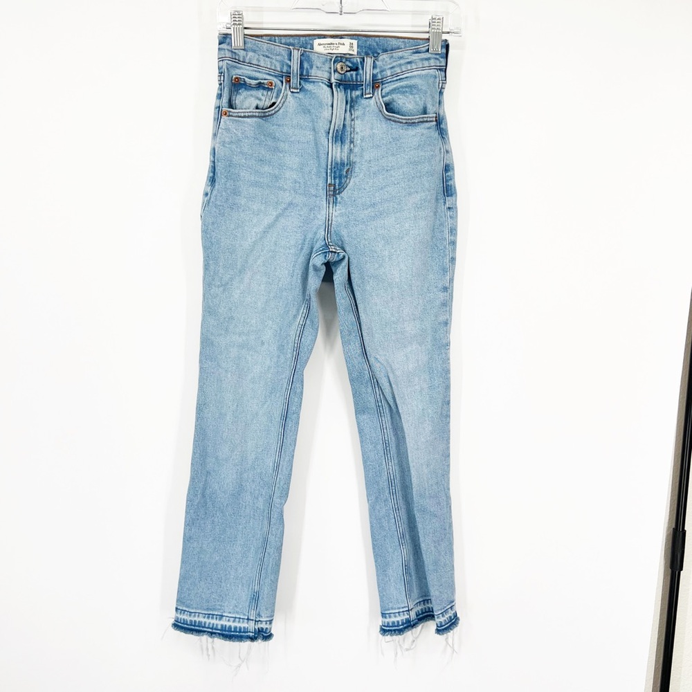 Abercrombie & Fitch The Ankle Straight Jeans Ultra High Rise